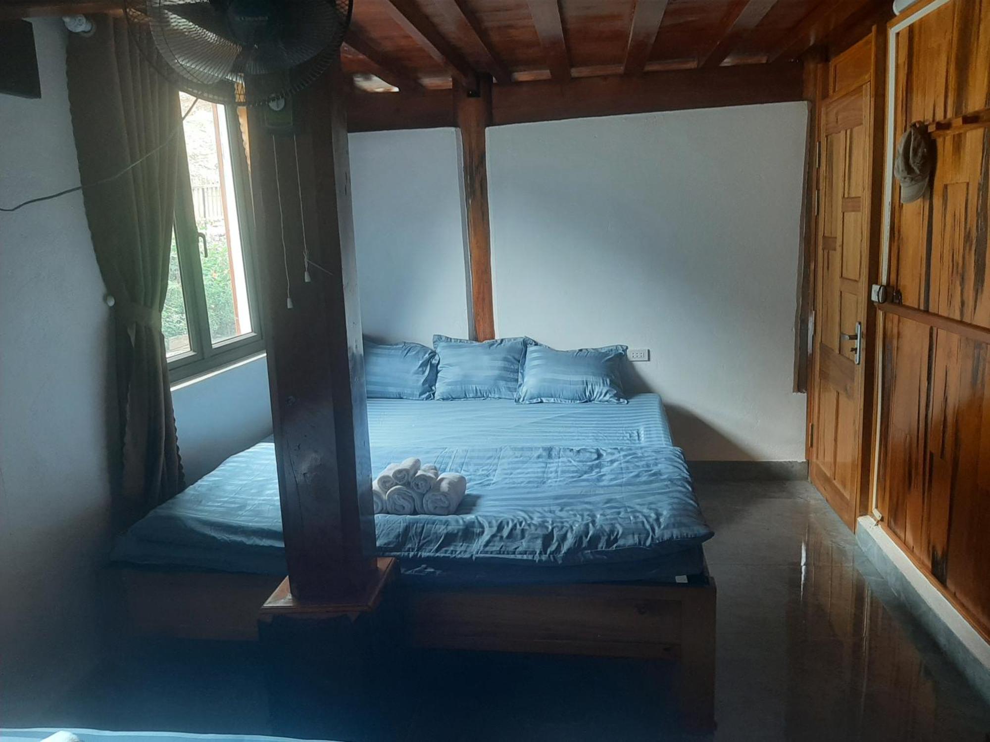 Dong Suoi H'Mong Homestay & Bungalow - Trek & Vegetarian Food Mu Cang Chai Cameră foto