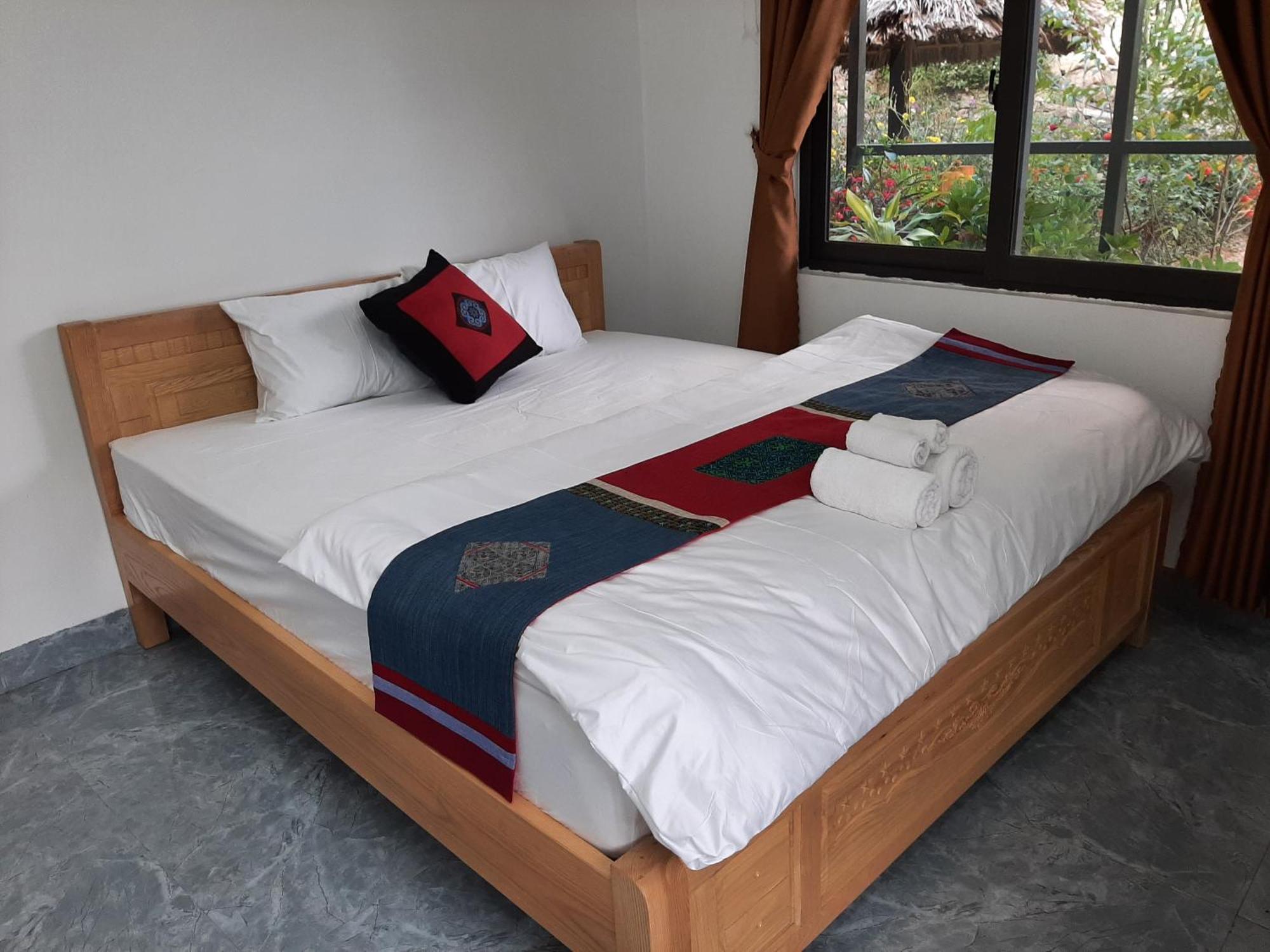Dong Suoi H'Mong Homestay & Bungalow - Trek & Vegetarian Food Mu Cang Chai Cameră foto